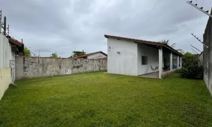 Casa para Venda em Itanhaém, Bopiranga, 2 dormitórios, 1 suíte, 2 banheiros, 6 vagas