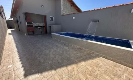 Casa para Venda em Itanhaém, Gaivota, 2 dormitórios, 2 suítes, 1 banheiro, 2 vagas