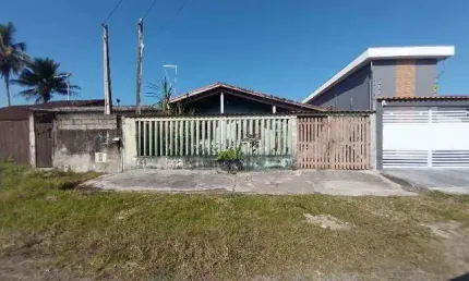 Casa para Venda em Itanhaém, Gaivota, 2 dormitórios, 2 banheiros, 4 vagas