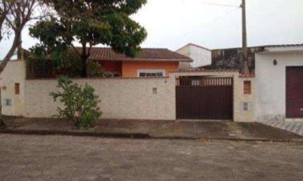 Casa para Venda em Itanhaém, Ivoty, 3 dormitórios, 1 banheiro, 3 vagas