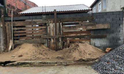 Casa para Venda em Itanhaém, Nossa Senhora do Sion, 2 dormitórios, 1 banheiro, 1 vaga