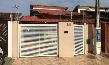 Casa para Venda em Itanhaém, Bopiranga, 3 dormitórios, 2 suítes, 4 banheiros, 3 vagas