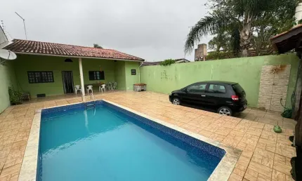 Casa à venda no Balneário Califórnia, Itanhaém 