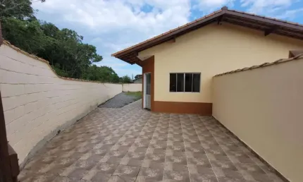 Casa para venda em itanhaém, nossa senhora do sion, 2 dormitórios, 1 suíte, 1 banheiro, 2 vagas