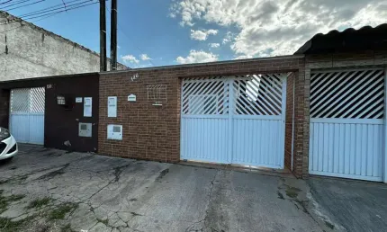 Casa para Venda em Itanhaém, Tupy, 2 dormitórios, 1 suíte, 1 banheiro, 2 vagas