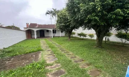 Casa para venda em itanhaém, bopiranga, 2 dormitórios, 1 banheiro, 8 vagas