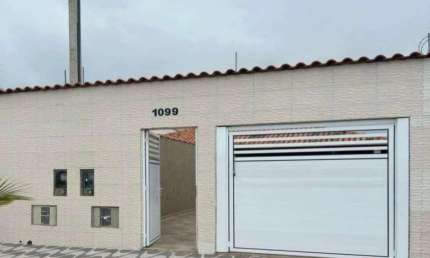 Casa para Venda em Itanhaém, Jamaica, 3 dormitórios, 2 suítes, 1 banheiro, 6 vagas