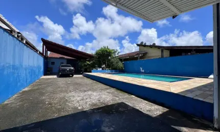 Casa para venda em itanhaém, umuarama, 3 dormitórios, 1 suíte, 3 banheiros, 5 vagas