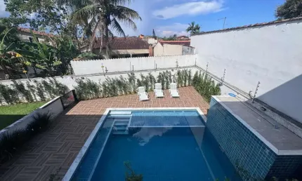 Casa em Condomínio para Venda em Itanhaém, Santa Julia, 3 dormitórios, 2 suítes, 1 banheiro, 2 vagas