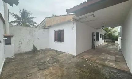Casa para Venda em Itanhaém, Gaivota, 2 dormitórios, 1 banheiro, 4 vagas