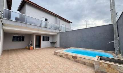 Casa para Venda em Itanhaém, Suarão, 4 dormitórios, 2 suítes, 1 banheiro, 2 vagas