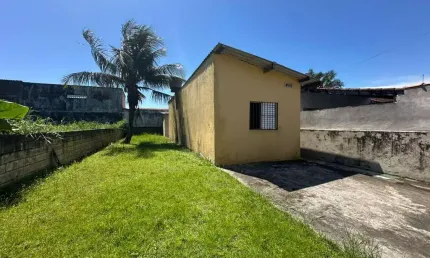 Casa para Venda em Itanhaém, Gaivota, 3 dormitórios, 1 suíte, 2 banheiros, 8 vagas