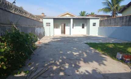 Casa para Venda em Itanhaém, Tupy, 2 dormitórios, 1 suíte, 1 banheiro, 6 vagas