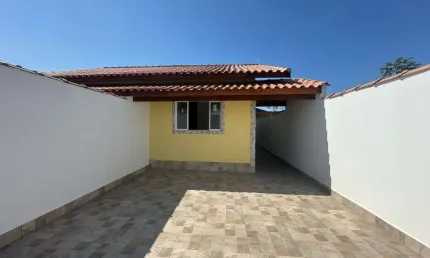 Casa para Venda em Itanhaém, Grandesp, 2 dormitórios, 1 suíte, 1 banheiro, 2 vagas