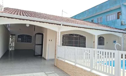 Casa para Venda em Itanhaém, Gaivota, 4 dormitórios, 1 suíte, 1 banheiro, 3 vagas