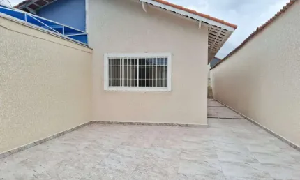 Casa para Venda em Itanhaém, Nova Itanhaém, 2 dormitórios, 1 suíte, 1 banheiro, 2 vagas