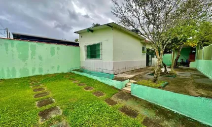 Casa para Venda em Itanhaém, Palmeiras, 2 dormitórios, 1 banheiro, 2 vagas
