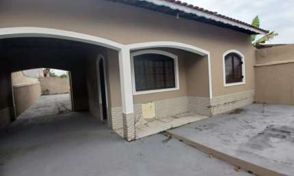 Casa para Venda em Peruíbe, Jardim Peruíbe, 3 dormitórios, 1 banheiro, 3 vagas