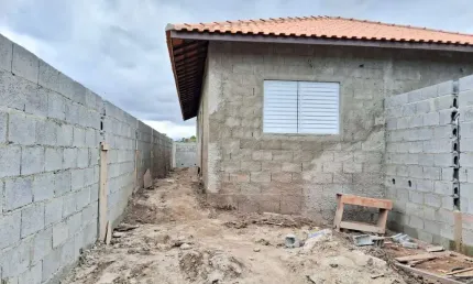 Casa para venda em itanhaém, bopiranga, 2 dormitórios, 1 banheiro, 2 vagas
