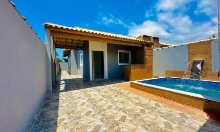 Casa para Venda em Itanhaém, Regina, 2 dormitórios, 1 suíte, 1 banheiro, 2 vagas