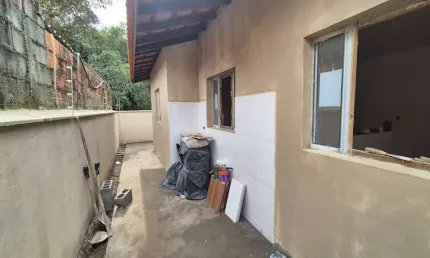 Casa para venda em itanhaém, bopiranga, 2 dormitórios, 1 banheiro, 2 vagas