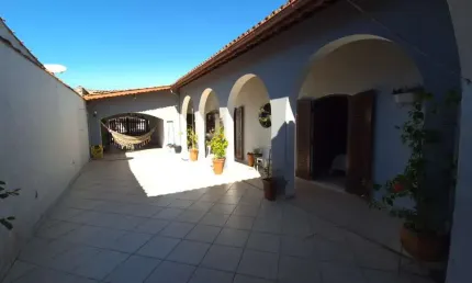 Casa para Venda em Itanhaém, Gaivota, 4 dormitórios, 1 suíte, 2 banheiros, 4 vagas