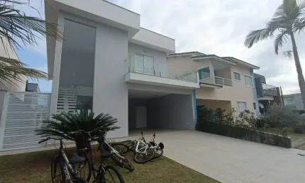 Casa Alto Padrão para Venda em Itanhaém, Jardim Guacyra, 4 dormitórios, 3 suítes, 2 banheiros, 4 vagas