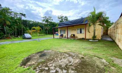 Casa para Venda em Itanhaém, Jardim Guacyra, 4 dormitórios, 2 suítes, 1 banheiro, 4 vagas