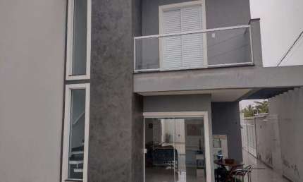 Sobrado para Venda em Itanhaém, Jardim Regina, 3 dormitórios, 1 suíte, 1 banheiro, 2 vagas