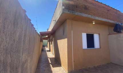 Casa para Venda em Itanhaém, Tupy, 2 dormitórios, 1 banheiro, 2 vagas