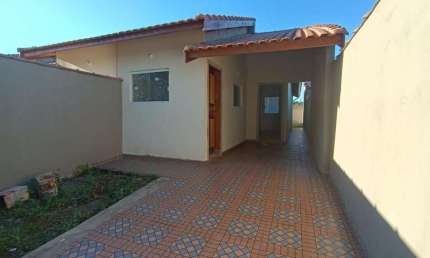 Casa para Venda em Peruíbe, Jardim Somar, 2 dormitórios, 1 banheiro, 2 vagas