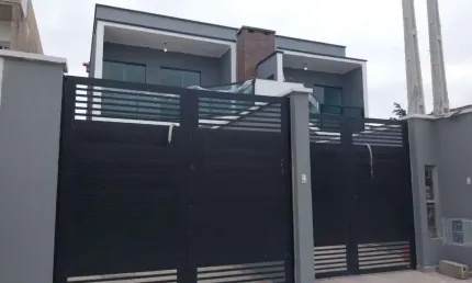 Sobrado para Venda em Peruíbe, Jardim Brasil, 2 dormitórios, 1 suíte, 1 banheiro, 2 vagas