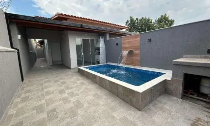 Casa para Venda em Itanhaém, Bopiranga, 2 dormitórios, 1 suíte, 1 banheiro, 3 vagas