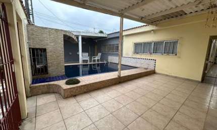 Casa para Venda em Itanhaém, Balneário Gaivota, 4 dormitórios, 2 banheiros, 2 vagas