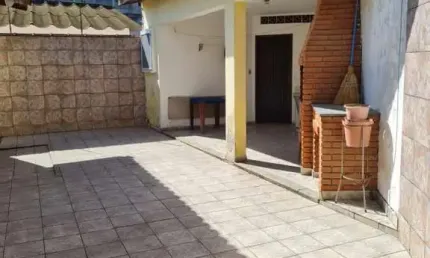 Casa para Venda em Mongaguá, Jardim Praia Grande, 4 dormitórios, 4 suítes, 1 banheiro, 5 vagas