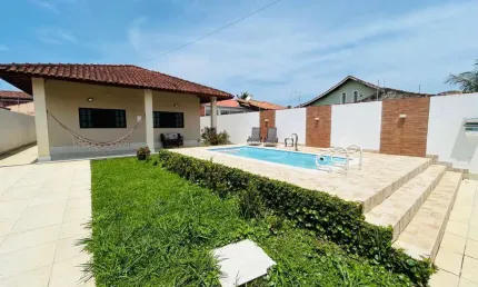 Casa para Venda em Itanhaém, Balneário Gaivota, 3 dormitórios, 2 suítes, 1 banheiro, 4 vagas