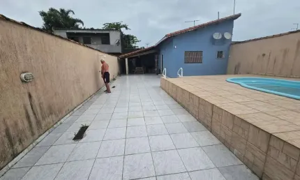 Casa para Venda em Itanhaém, Balneário Gaivota, 2 dormitórios, 1 suíte, 2 banheiros, 2 vagas