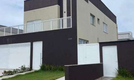 Casa Alto Padrão para Venda em Itanhaém, Jardim Grandesp, 5 dormitórios, 2 suítes, 2 banheiros, 3 vagas