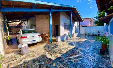Casa para Venda em Itanhaém, Suarão, 3 dormitórios, 1 suíte, 3 banheiros, 4 vagas