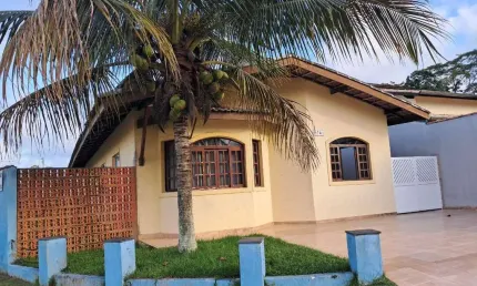 Casa para Venda em Peruíbe, Jardim São Luiz, 3 dormitórios, 1 suíte, 3 banheiros, 4 vagas