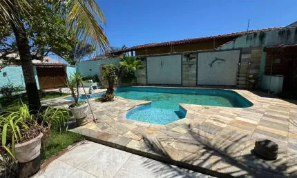 Casa Alto Padrão para Venda em Peruíbe, Josedy, 4 dormitórios, 3 suítes, 2 banheiros, 4 vagas