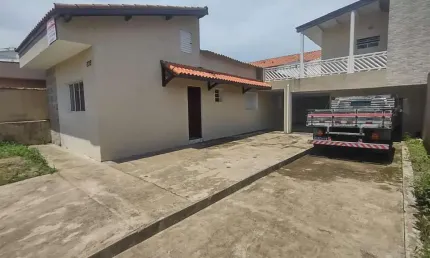 Casa para Venda em Itanhaém, JARDIM SUARÃO, 3 dormitórios, 2 suítes, 1 banheiro, 4 vagas
