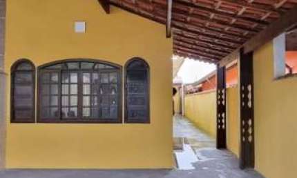 Casa para Venda em Mongaguá, Itaóca, 2 dormitórios, 1 suíte, 1 banheiro, 2 vagas
