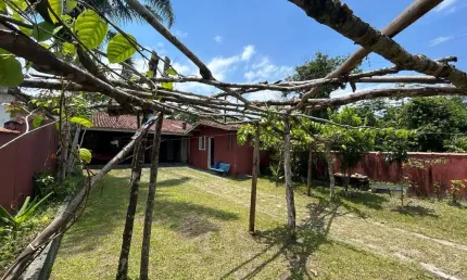 Casa para Venda em Itanhaém, Jardim Anchieta, 3 dormitórios, 3 suítes, 4 banheiros, 6 vagas