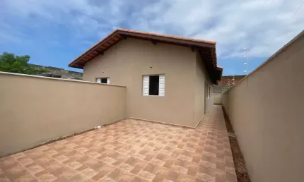 Casa para venda em itanhaém, bopiranga, 2 dormitórios, 1 banheiro, 2 vagas