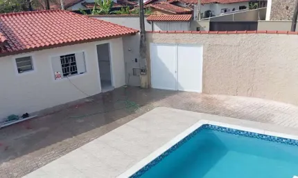 Casa para Venda em Itanhaém, JARDIM SUARÃO, 2 dormitórios, 2 banheiros, 2 vagas