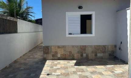 Casa para Venda em Itanhaém, Suarão, 2 dormitórios, 1 suíte, 2 banheiros, 2 vagas