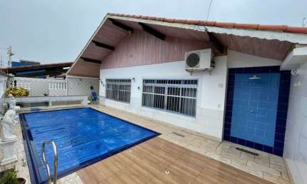 Casa para Venda em Itanhaém, Suarão, 3 dormitórios, 1 suíte, 1 banheiro, 5 vagas