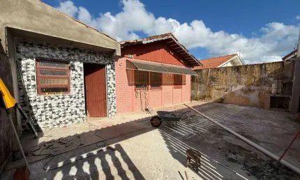 Casa para Venda em Itanhaém, Balneário Gaivota, 2 dormitórios, 1 banheiro, 3 vagas