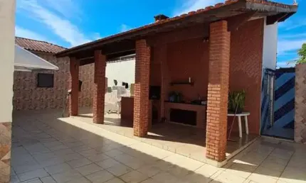 Casa para Venda em Itanhaém, Balneário Gaivota, 4 dormitórios, 2 suítes, 1 banheiro, 10 vagas